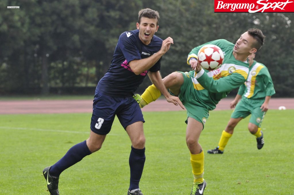 La foto del giorno: Sella fa assaggiare i tacchetti a Terzi