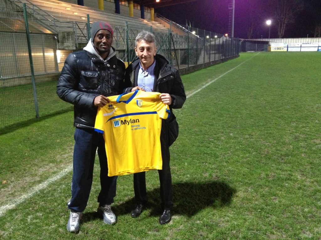 Il Loreto riparte da due ex pro per il settore giovanile: l’ex atalantino Conteh e Mario Chianello