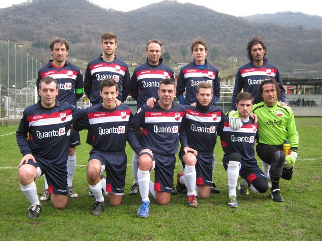 Comonte: il fenomenale Fabrizio Gamba (miglior giocatore della Seconda) conteso dallo Scanzo e dalla Gavarnese