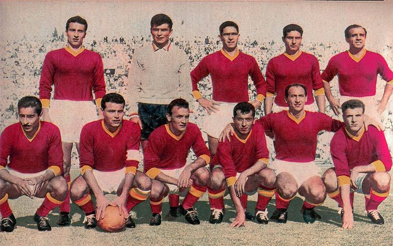 Viaggio in Serie D. Il Lecco vince facile e allora narriamo un’altra storia: perché mio fratello Beppe è romanista