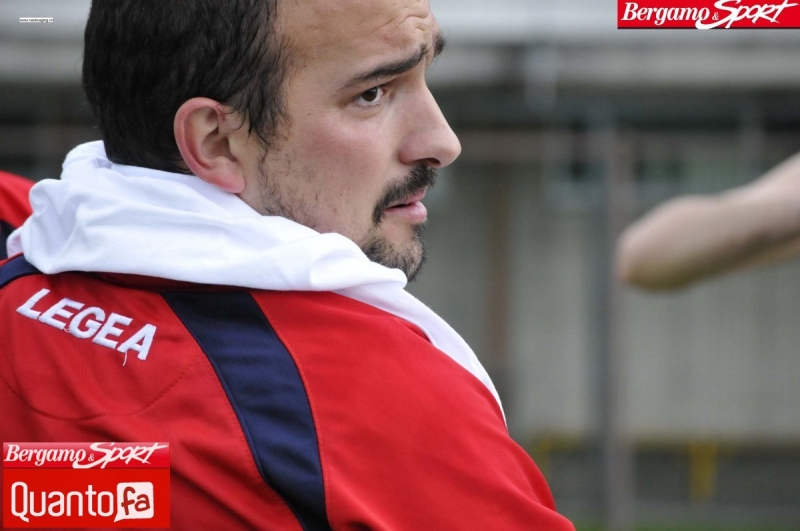 Finita l’esperienza ad Azzano, il talentuoso mister Stefano Comi cerca squadra