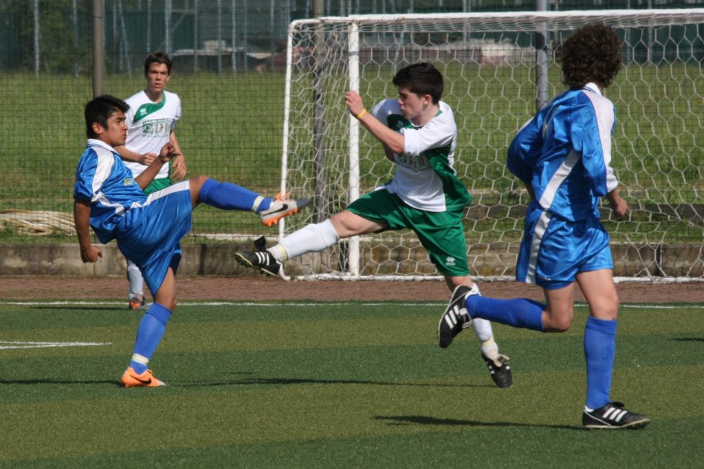 Il meglio del calcio giovanile bergamasco e bresciano in campo nel ricordo di Bertuzzo e Nova