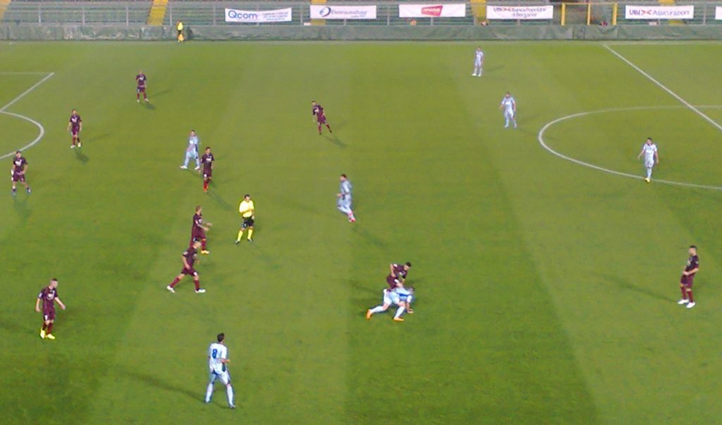 Lega Pro, pareggio a occhiali tra AlbinoLeffe e Arezzo nel recupero della seconda giornata