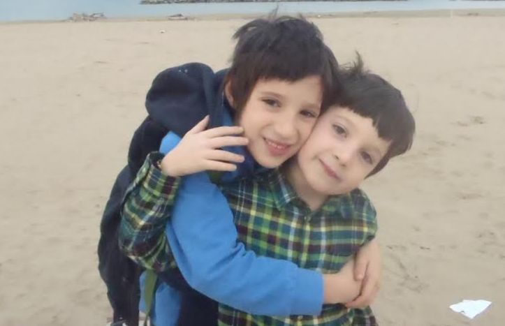 I miei due bambini a vedermi giocare a pallone e l’alba di un mondo nuovo