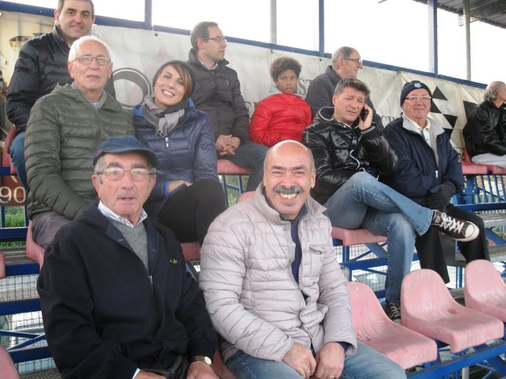 Prima. Risultati, classifiche, prossimo turno, top 11 e foto della domenica