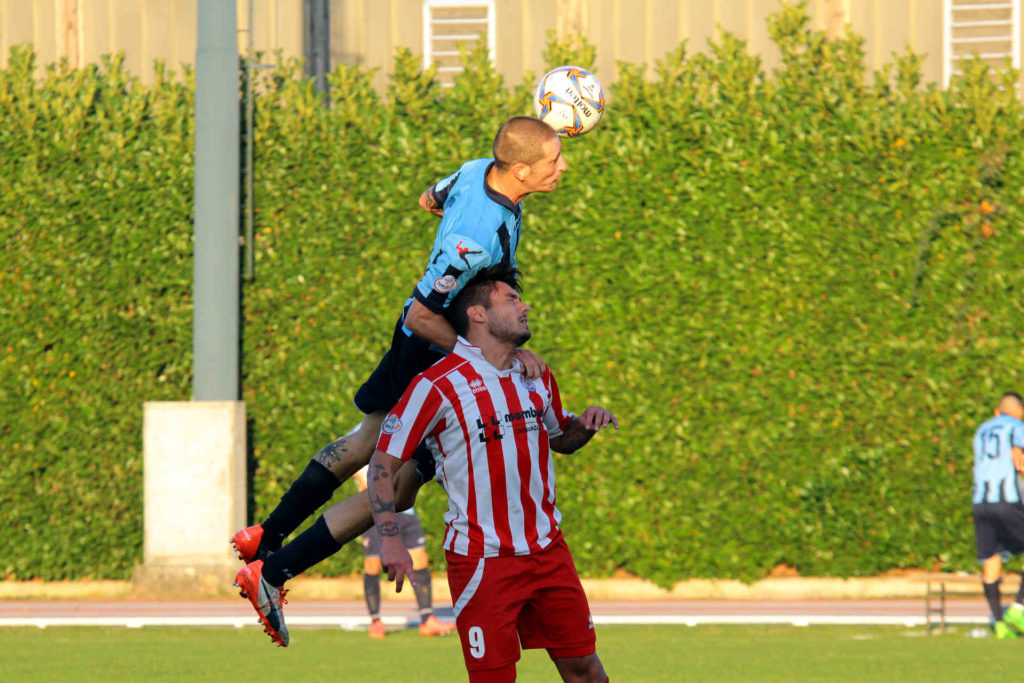 Lombardia, da oggi via libera agli sport di contatto e di squadra. Le linee guida