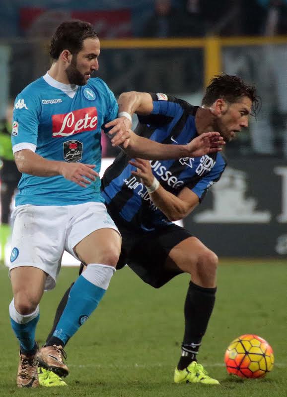 Serie A. Higuain gol gela l’Atalanta a Napoli
