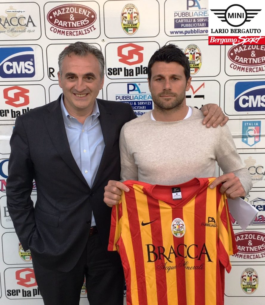 Villa Valle, ufficiale bomber Luca Bosio