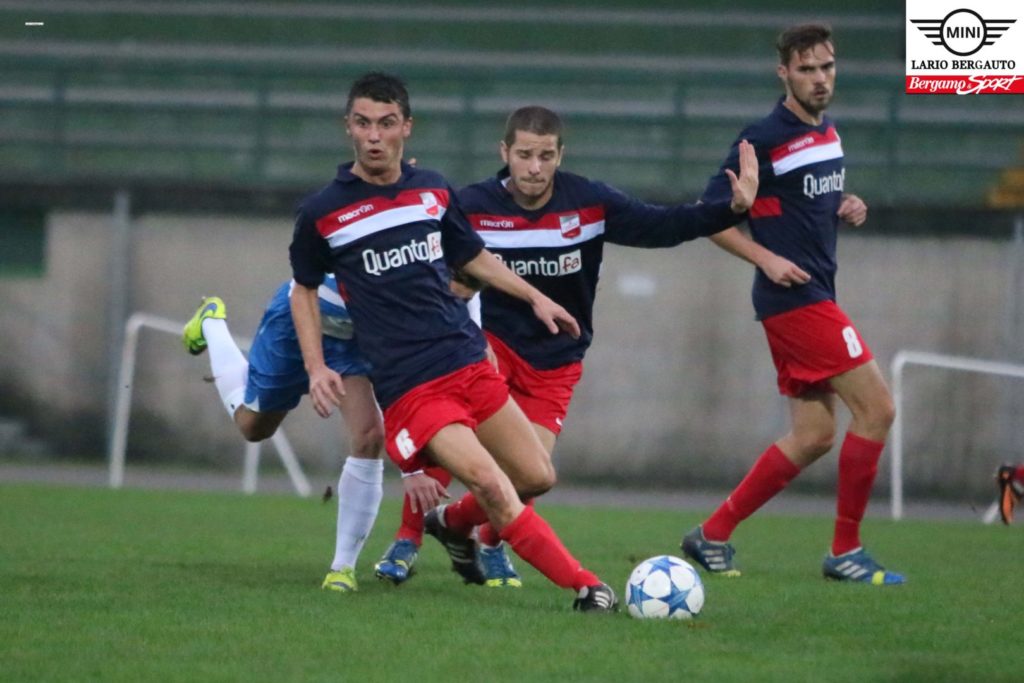 Seconda B. Comonte stellare in casa del Gorlago. E la Falco Albino ringrazia
