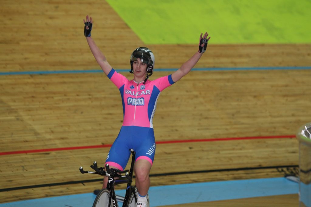 Ciclismo. Marta Cavalli (Valcar – PBM) vince il titolo italiano nell’Inseguimento dopo il gravissimo infortunio