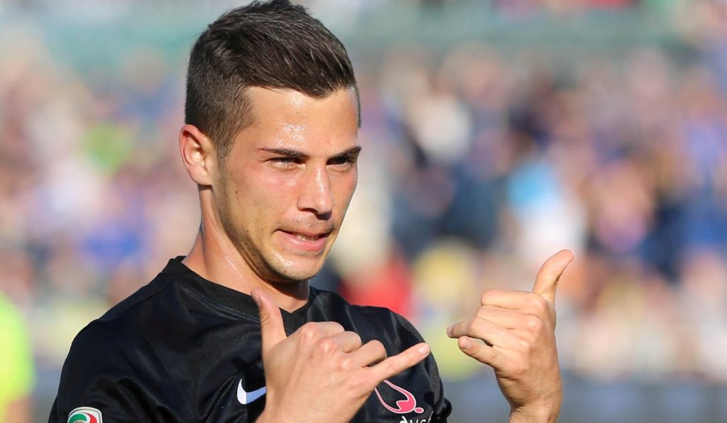 Freuler avverte: “Attenzione massima, altrimenti ci fanno passare il pallone in mezzo alle orecchie…”