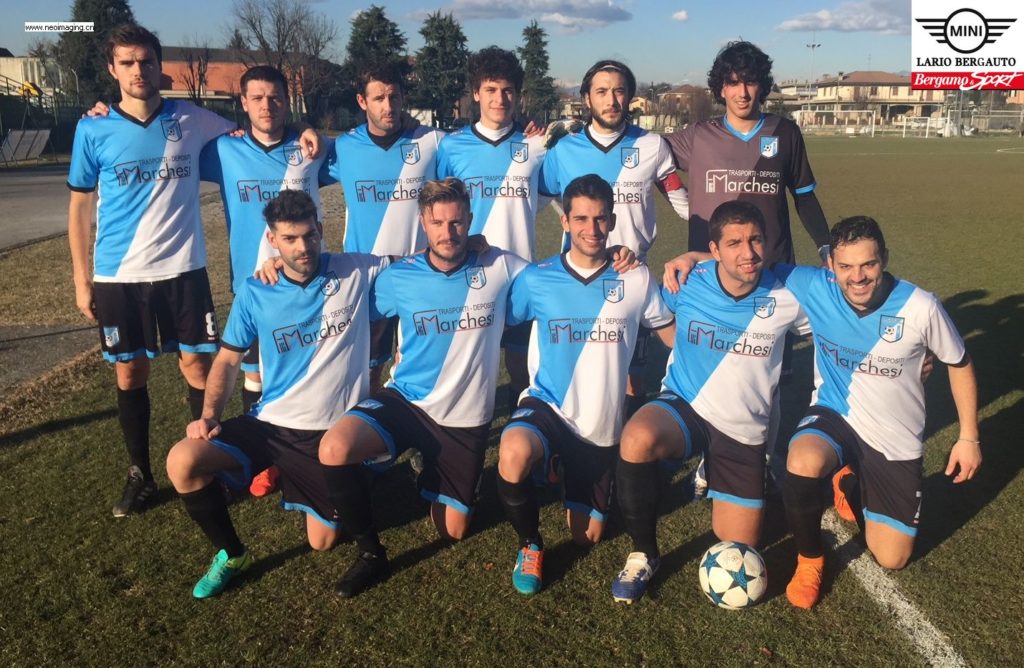 Seconda C. Domenica Comun Nuovo-Asperiam, la sfida tra due squadre magiche in vetta alla classifica grazie al famoso calcio champagne