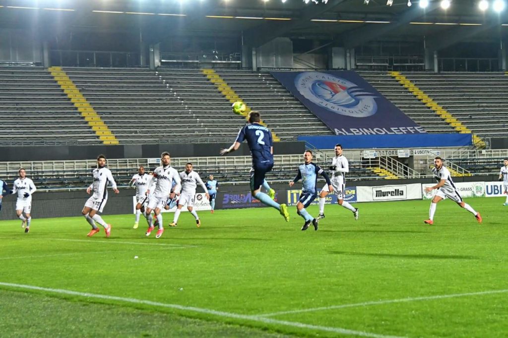 AlbinoLeffe a occhiali con l’uomo in meno: 1 punto per la Pianese