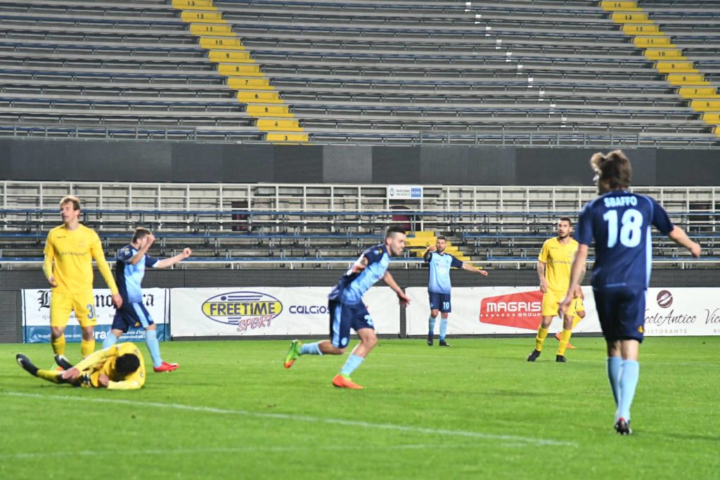 Lampo di Gelli con la Fermana: AlbinoLeffe in zona playoff