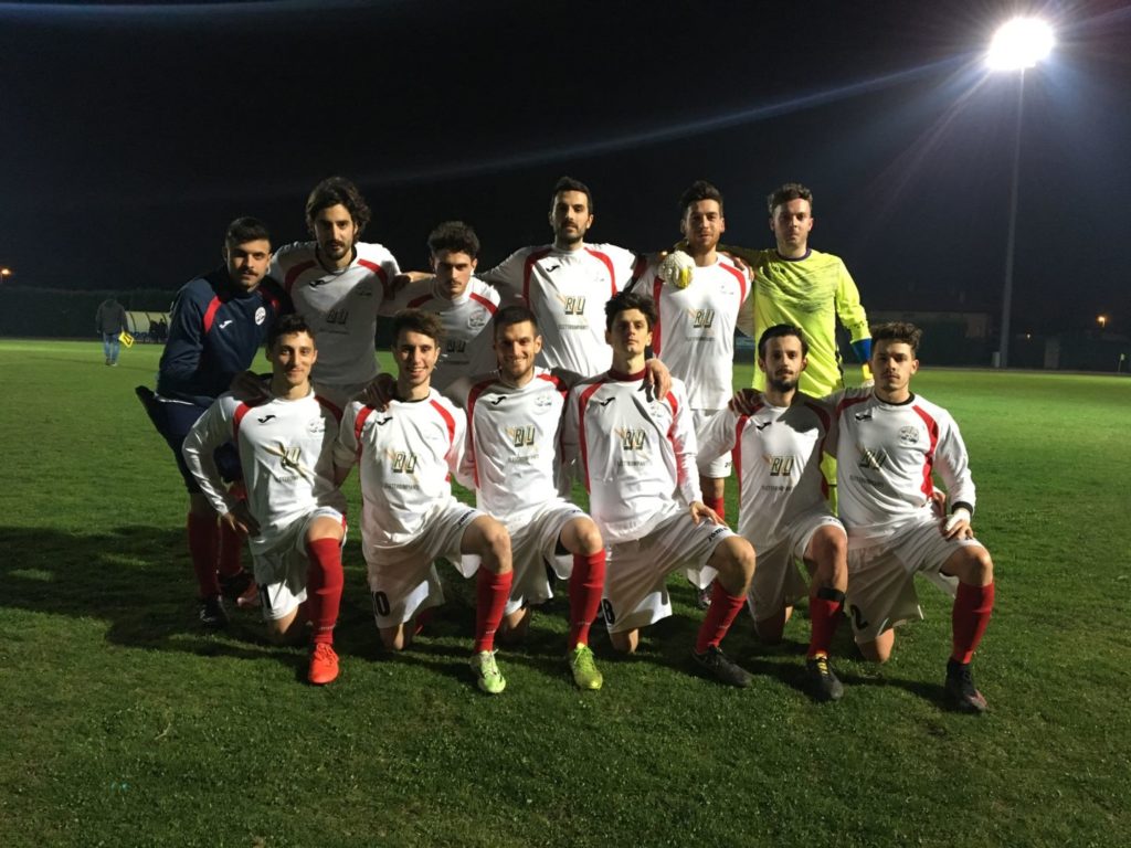 PRIMA E. MOZZO COMBATTIVO E MAI DOMO, FALCO BATTUTA 2-1