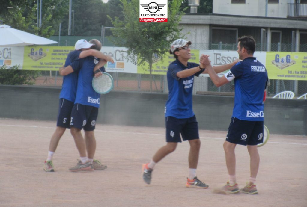 Tamburello: altra maratona ma l’Arcene piega il Cinaglio e difende il secondo posto