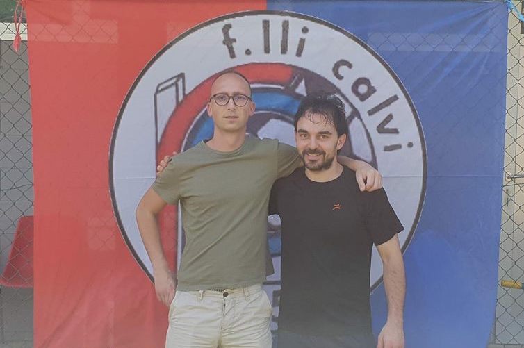 Terza. Piazza Brembana: rinasce la favola Fratelli Calvi ed è un progetto bellissimo. L’entusiasmo contagioso nelle parole di mister Ivan Avogadro, ex micidiale puntero della Valle Brembana