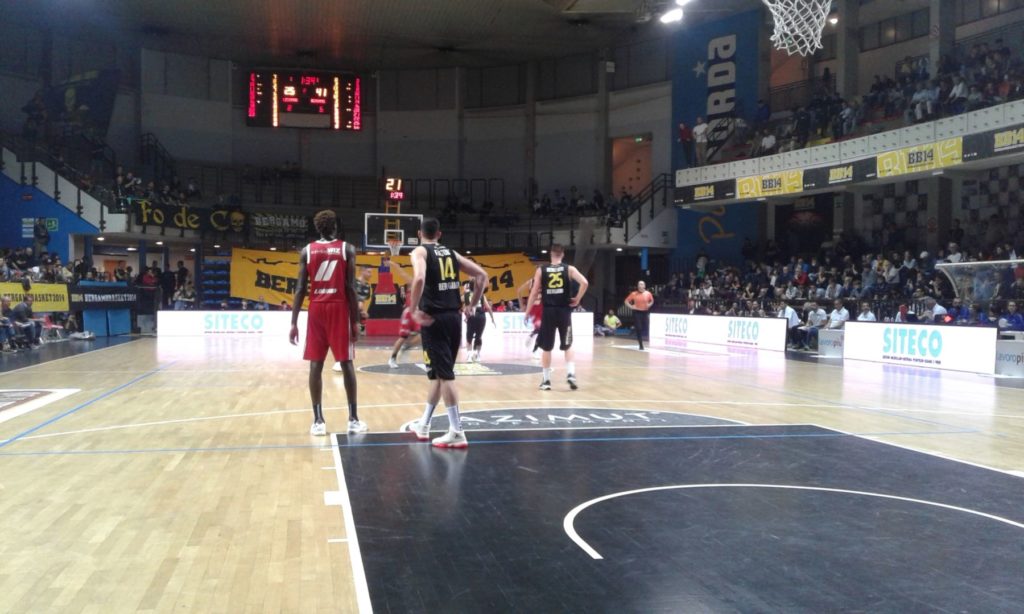 Bergamo Basket, è qui la festa: Legnano ko, è 3 su 3