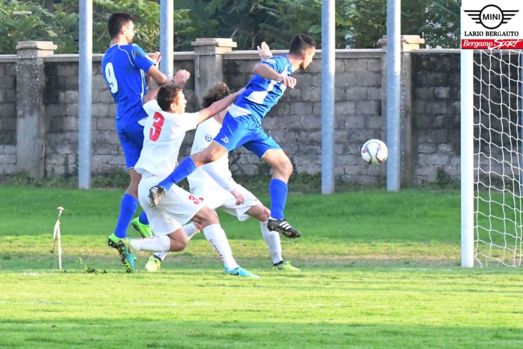 Pontisola-Ciserano, la doppietta di Recino e il gol di Biraghi (video)