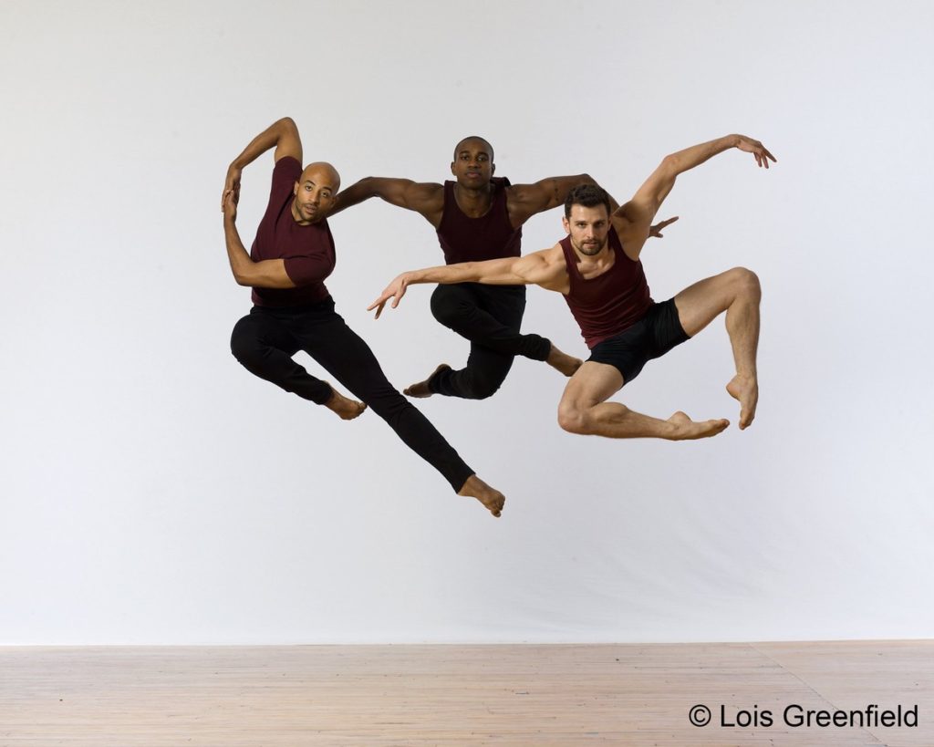 Al Creberg arriva Parsons Dance, ovvero il bisogno di ognuno di noi di ballare, saltare e gioire. Ve lo consigliamo