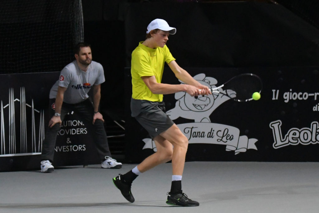 Tennis Faip-Perrel: Imprese di Brancaccio su Serdarusic, Sinner su Caruso, OK Vanni e Giustino. Forfait Travaglia.