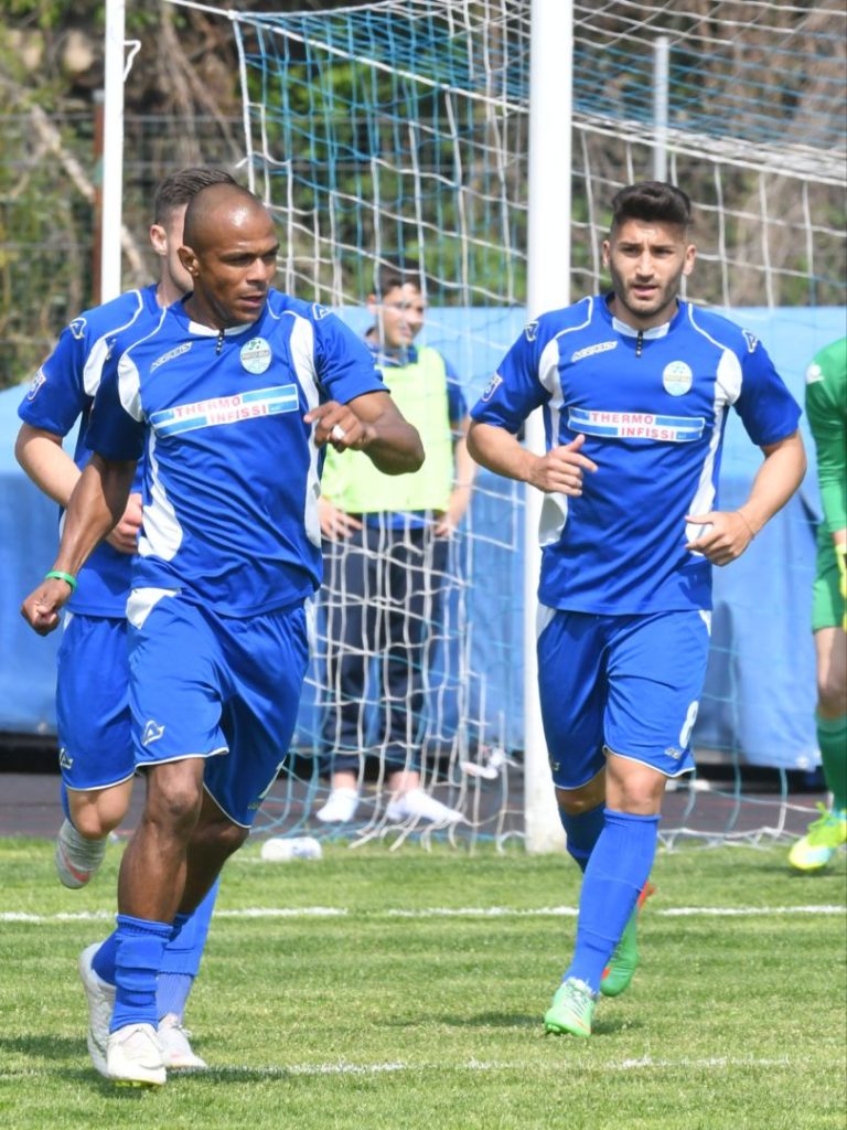 Serie D, Girone B: Pontisola, pari di rigore a Seregno: per i Blues è salvezza matematica