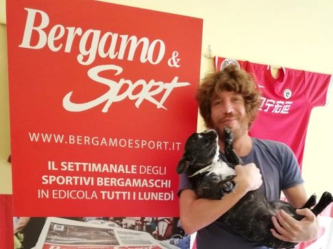 Con un’Atalanta così come si fa a fare il nostro mestiere? La Dea è perfetta, più forte persino dei piccoli riti che faccio per portarle un po’ sfiga e la polemica è impossibile. Quanto manca a noi giornalisti il periodo Ruggeri…