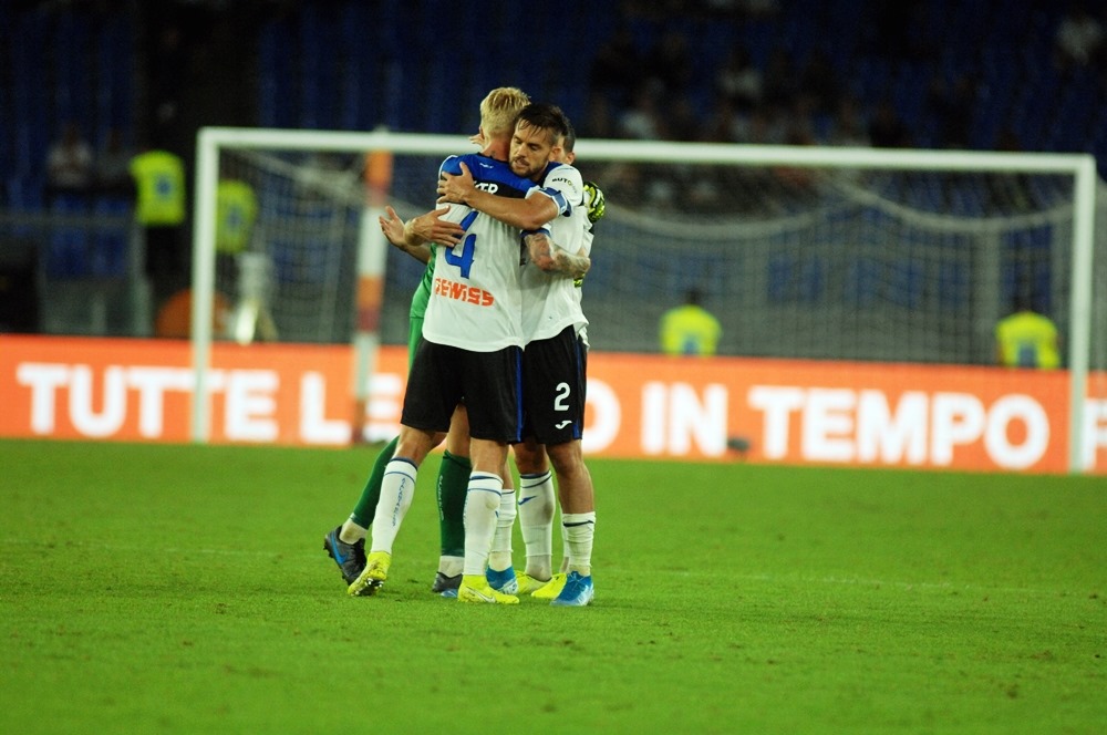 Serie A. Zapata-De Roon, una magica Atalanta vince a Roma
