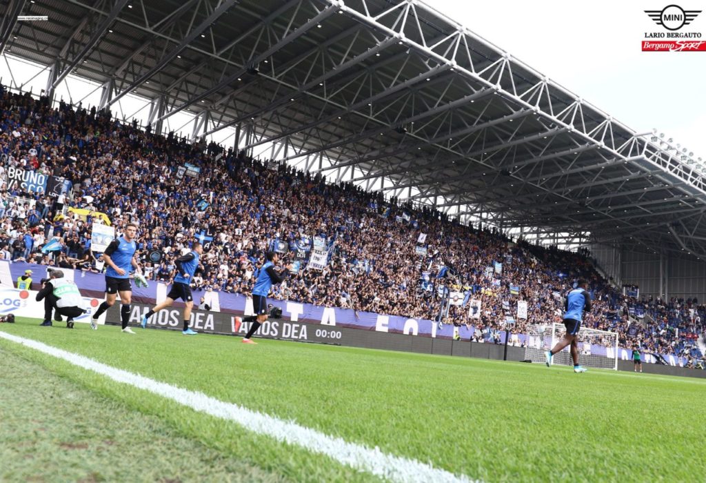 Monetina a Reina, l’Atalanta: “Gesto da condannare, troviamo subito il colpevole”