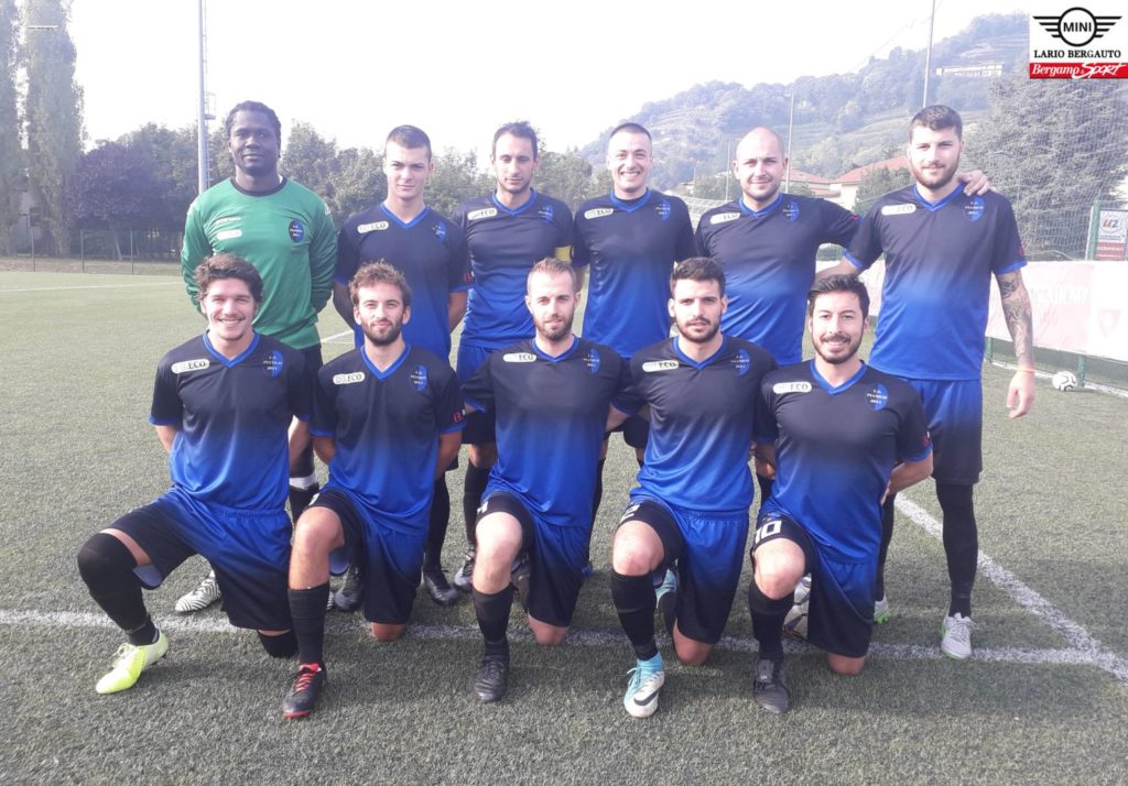 Terza, che tempo fa. Lo show del Pianico in vetta grazie ai gemelli del gol Bettoni-Ferrari