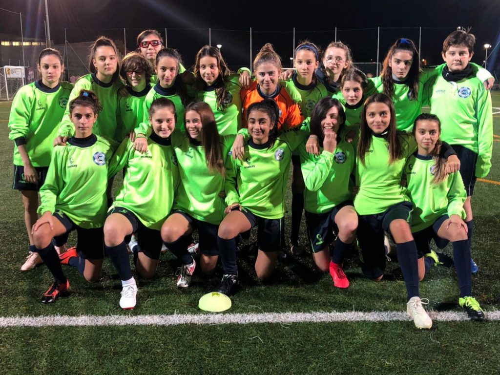 Le Esordienti di Accademia Isola Bergamasca contro la violenza alle donne