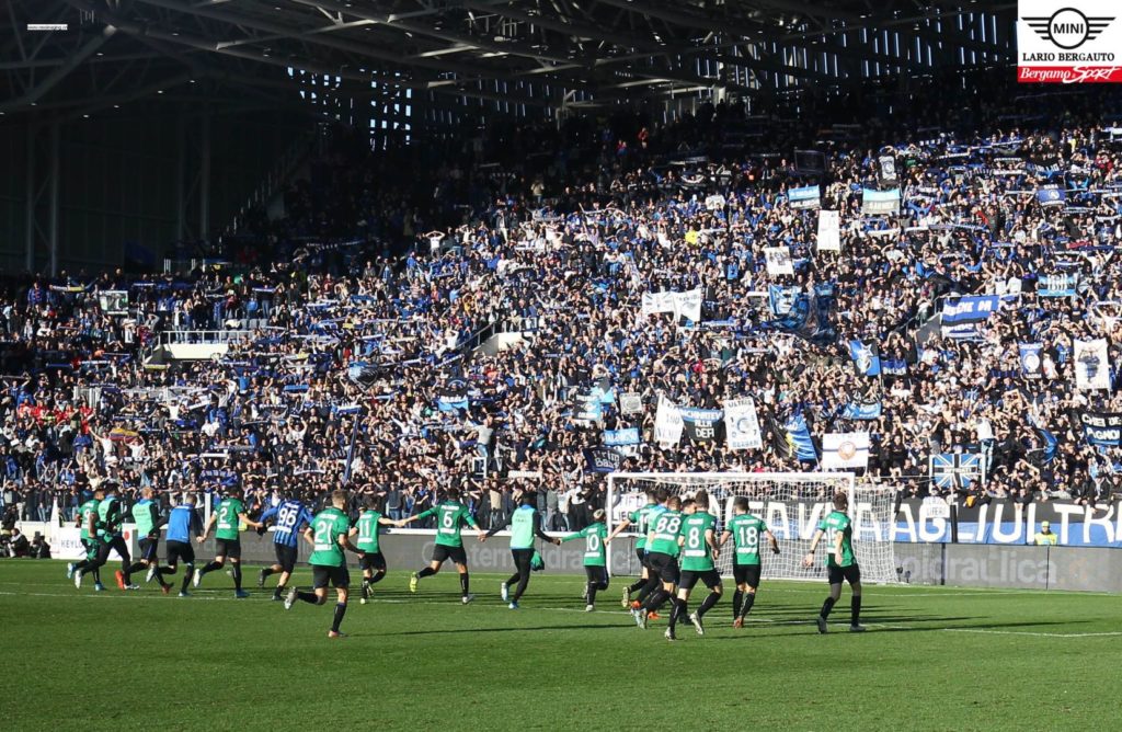 Cosa sarebbe Bergamo, oggi, nel suo momento calcistico più alto, se un anno fa il covid non fosse venuto a bussare alle nostre porte