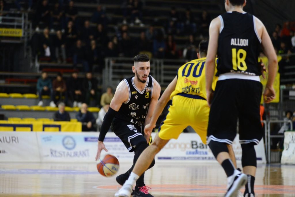 Bergamo Basket sconfitto a Rieti. Così salvarsi diventa sempre più dura