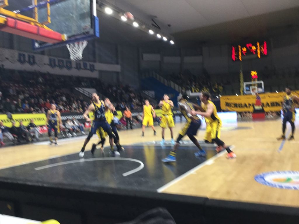 Bergamo Basket sfortunata, la capolista Torino vince al fotofinish 98-96