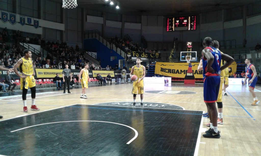 Bergamo Basket non sBiella, ma perde lo stesso nonostante Carroll e Zugno