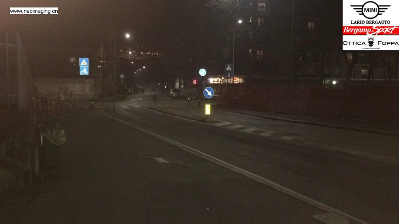 Diario dal centro dell’emergenza. Quello che ho visto, altro che Spritz, un lungo applauso al popolo bergamasco che è straordinariamente responsabile. Ieri alle 22.30 non c’era in giro un’anima