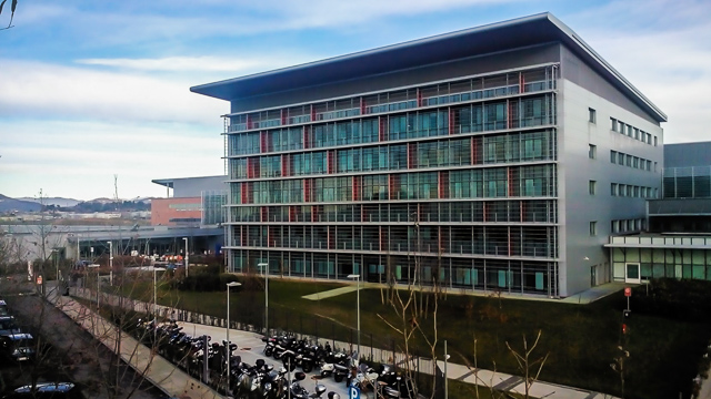 Niente sarà più come prima. Nove medici del Papa Giovanni: “Ospedale altamente contaminato. I pazienti più anziani muoiono da soli senza adeguate cure palliative”