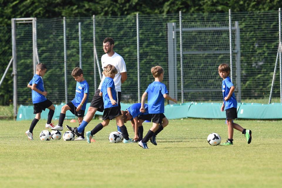 “Bisogna tornare in campo”: le parole del professor Remuzzi danno speranza. Ma va subito cambiato il protocollo