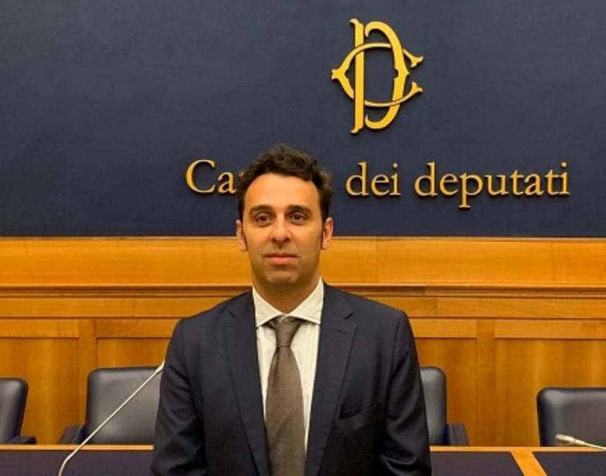 Lattanzio (M5s): “Fondamentale il ruolo della stampa locale durante l’emergenza coronavirus”