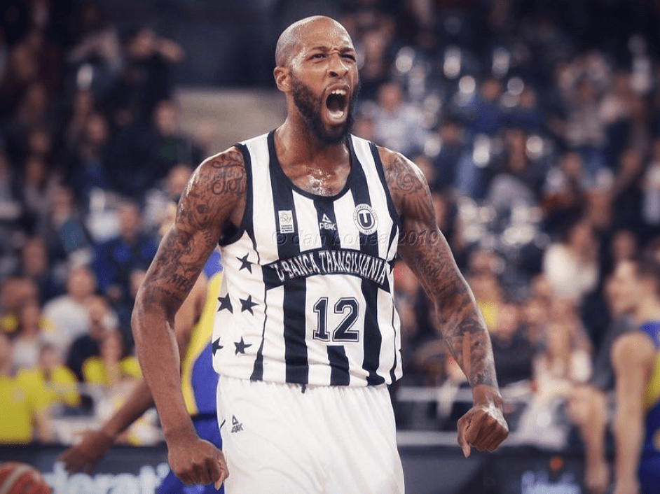 Il Bergamo Basket chiude il mercato con un altro colpaccio: il pivot Tony Easley