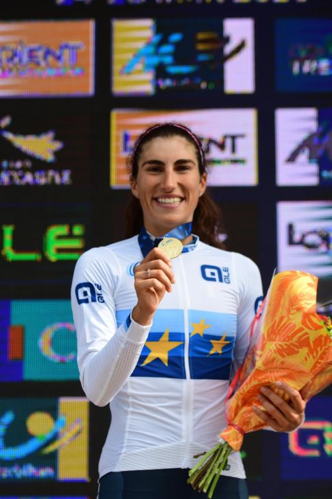 Oggi è un giorno speciale per il ciclismo italiano e per la Valcar – Travel & Service: Elisa Balsamo ha conquistato l’oro ai Campionati Europei U23 su strada di Plouay
