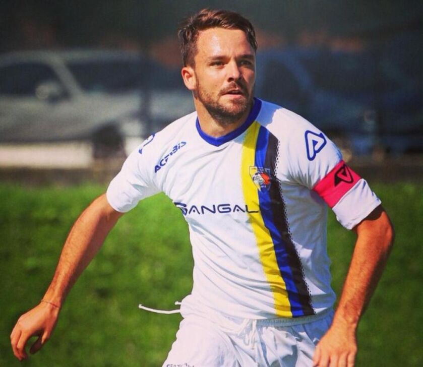 Bomber Michele Valli: “Il calcio senza tifosi è brutto”