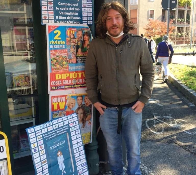 Temendo felicemente di finire dentro alla locandina che mi rappresenta. Grazie, Bergamo, di tutte queste coccole