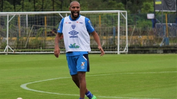 Sona, Maicon non basta: la società esonera il tecnico Marco Tommasoni