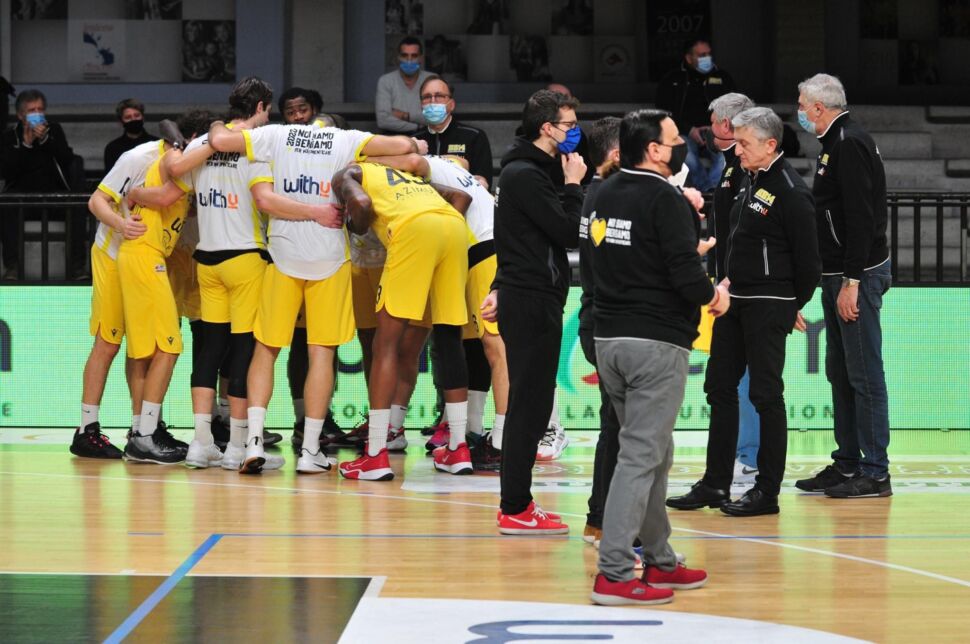 Bergamo Basket domenica alle 16 a Trapani. Coach Calvani: “Ce la giochiamo alla pari”