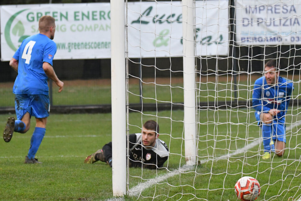 Serie D: Manzoni show, il Ponte rimonta lo Sporting Franciacorta: al Legler finisce 2-2