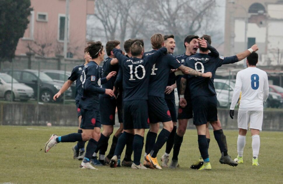 SERIE D, I TOP DELLA DOMENICA – Spini buca il Ponte e la Virtus tocca quota 40