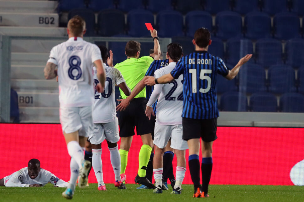 Le scuse via social di Freuler: “Ma noi ancora vivi”. De Roon: “Niente di cui scusarsi”