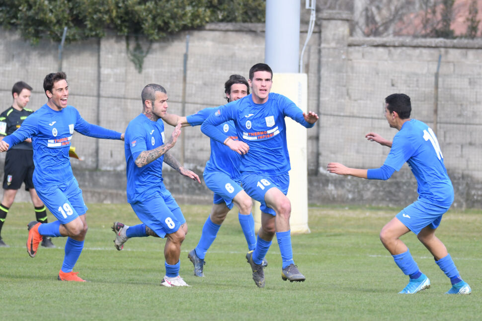 Harakiri Villa Valle: il Ponte acciuffa il pari al 91′