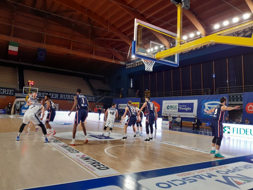 Piacenza più efficace nei momenti clou, Blu Basket Treviglio ko in casa
